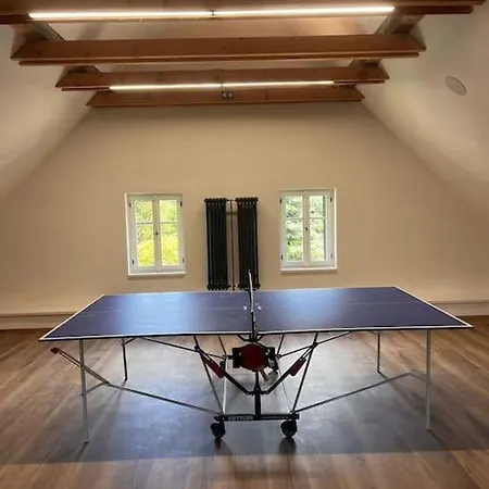 Konirna * Kovářská