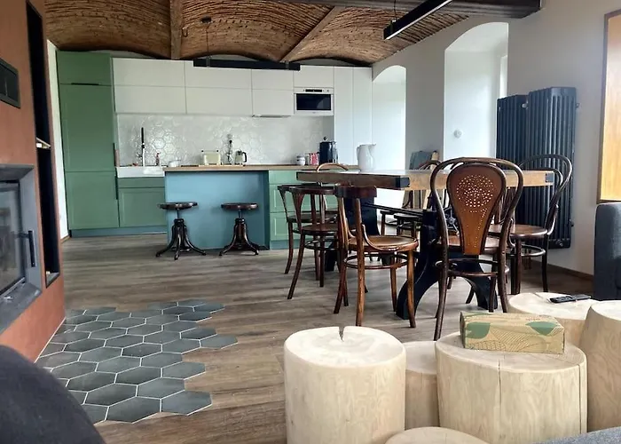 Semesterbostad Konirna Kovářská