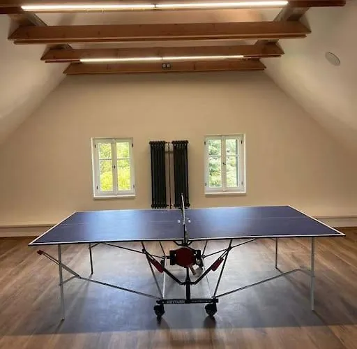 Konirna * Kovářská